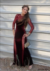 שמלת מקסי-  מרב לוי      נעל- קטריז      תיק-יבוא