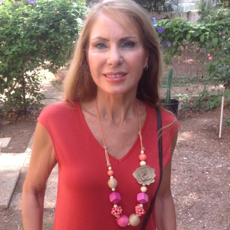 שמלה לא מתאמצת